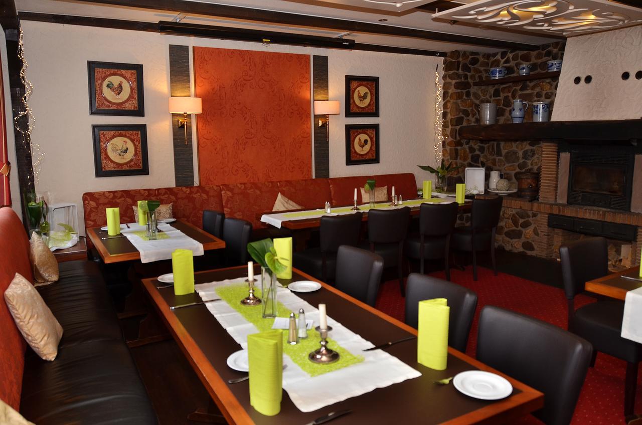 Gasthaus Zur Rebe 梅灵 外观 照片