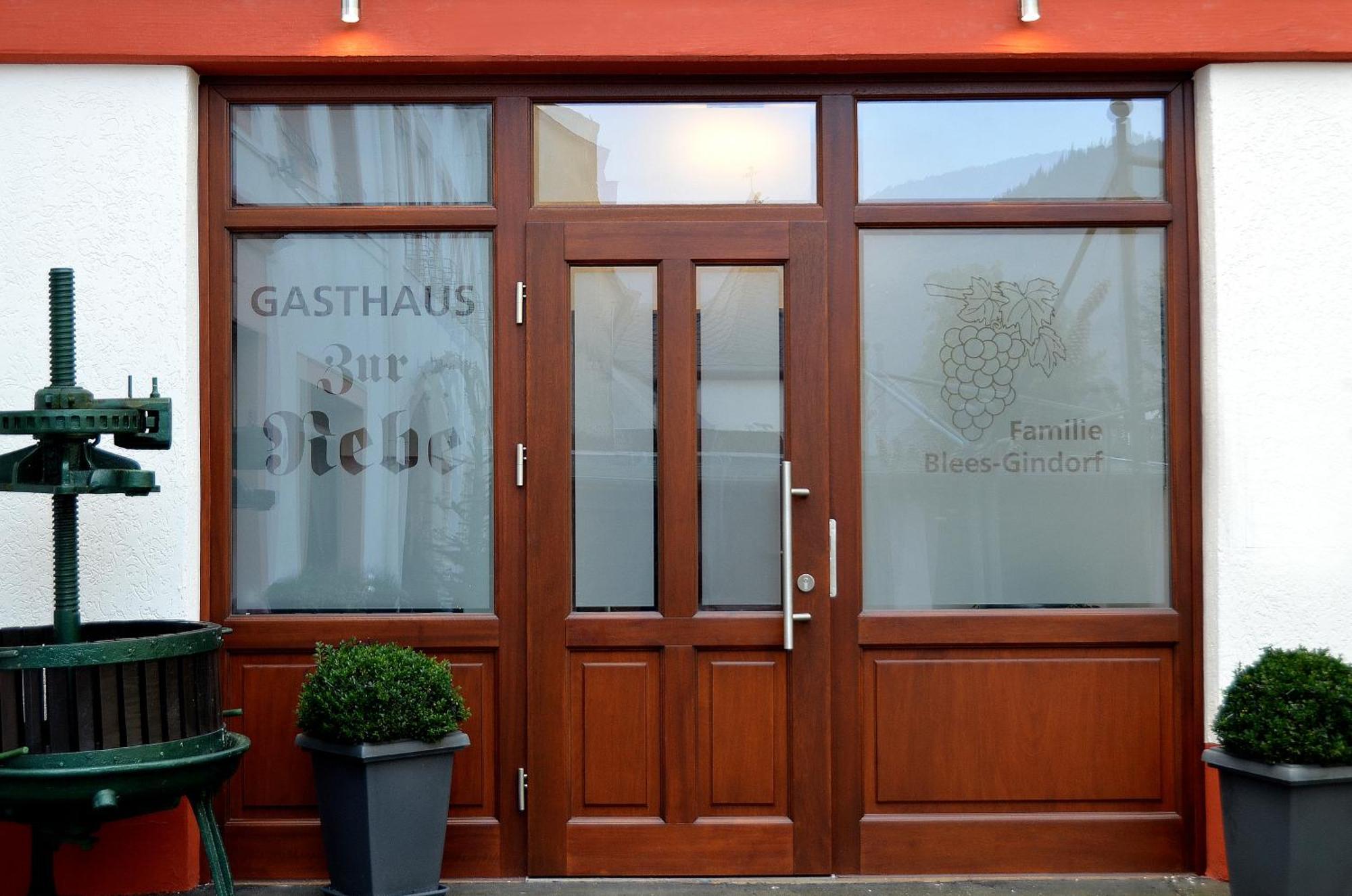 Gasthaus Zur Rebe 梅灵 外观 照片
